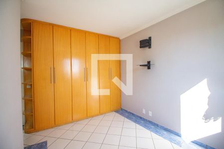 Apartamento à venda com 92m², 3 quartos e 2 vagasQuarto 2