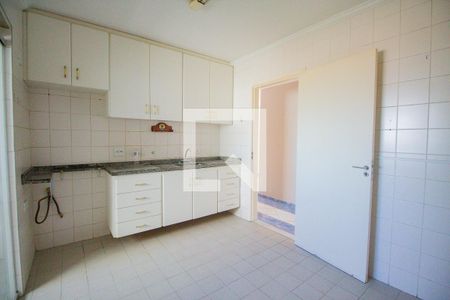 Apartamento à venda com 92m², 3 quartos e 2 vagasCozinha