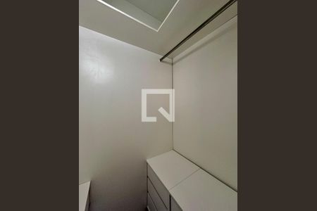 Casa para alugar com 100m², 3 quartos e 2 vagas Casa para alugar com 100m², 3 quartos e 2 vagasCloset Quarto 1