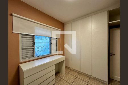 Casa para alugar com 100m², 3 quartos e 2 vagas Casa para alugar com 100m², 3 quartos e 2 vagasQuarto 2