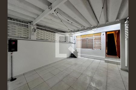 Casa para alugar com 100m², 3 quartos e 2 vagas Casa para alugar com 100m², 3 quartos e 2 vagasBanheiro Escritório