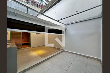 Casa para alugar com 100m², 3 quartos e 2 vagas Casa para alugar com 100m², 3 quartos e 2 vagasQuintal