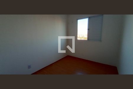 Quarto 2 de apartamento para alugar com 2 quartos, 50m² em Parque Sao Vicente, Mauá
