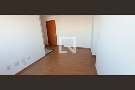 Sala de apartamento para alugar com 2 quartos, 50m² em Parque Sao Vicente, Mauá