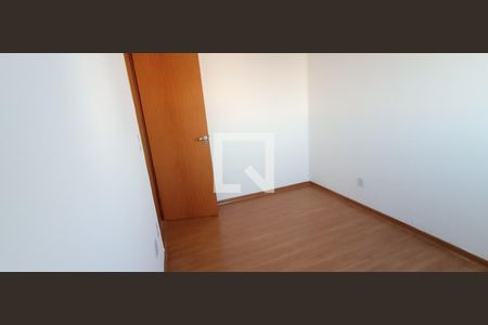Quarto 2 de apartamento para alugar com 2 quartos, 50m² em Parque Sao Vicente, Mauá