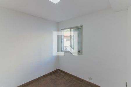 Quarto 2 de casa para alugar com 4 quartos, 260m² em Jardim Rizzo, São Paulo