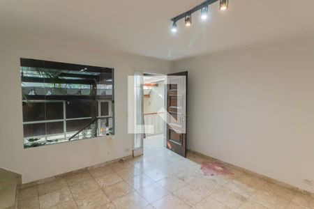 Sala de casa para alugar com 4 quartos, 260m² em Jardim Rizzo, São Paulo