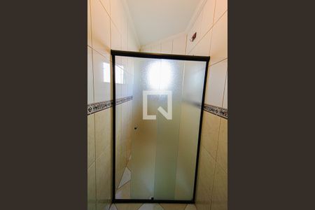 Casa à venda com 87m², 3 quartos e 5 vagasBanheiro