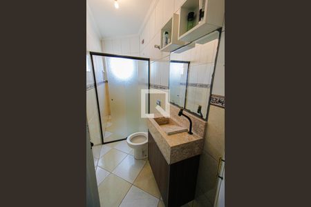 Casa à venda com 87m², 3 quartos e 5 vagasBanheiro