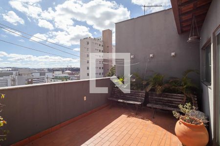 Apartamento à venda com 133m², 3 quartos e 1 vagaCobertura - Varanda 