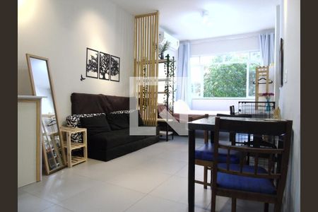 Sala/Quarta de kitnet/studio para alugar com 1 quarto, 30m² em Centro, Rio de Janeiro