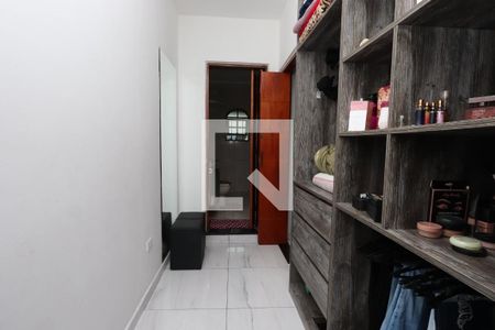 Casa à venda com 1m², 3 quartos e 2 vagas Casa à venda com 1m², 3 quartos e 2 vagasCloset