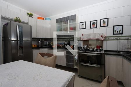 Casa à venda com 1m², 3 quartos e 2 vagas Casa à venda com 1m², 3 quartos e 2 vagasCozinha