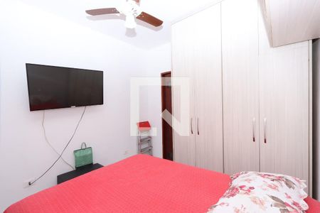 Casa à venda com 1m², 3 quartos e 2 vagas Casa à venda com 1m², 3 quartos e 2 vagasQuarto 2