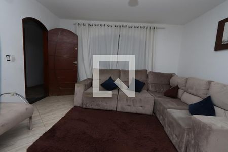 Casa à venda com 1m², 3 quartos e 2 vagas Casa à venda com 1m², 3 quartos e 2 vagasSala