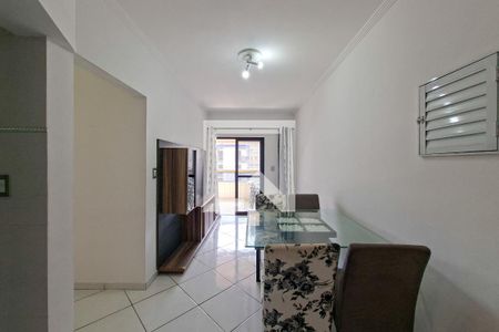 Sala de apartamento para alugar com 2 quartos, 75m² em Guilhermina, Praia Grande