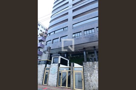 Apartamento para alugar com 75m², 2 quartos e 2 vagasFachada