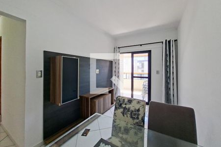 Sala de apartamento para alugar com 2 quartos, 75m² em Guilhermina, Praia Grande