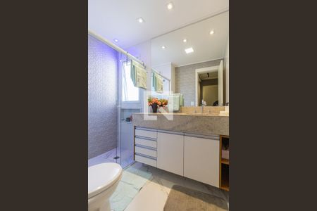 Apartamento à venda com 125m², 3 quartos e 2 vagasBanheiro da suíte 3