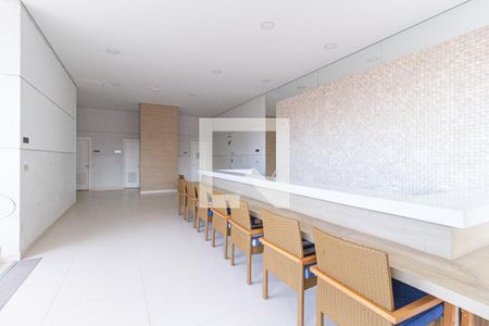 Apartamento à venda com 125m², 3 quartos e 2 vagas Apartamento à venda com 125m², 3 quartos e 2 vagasÁrea comum - Piscina