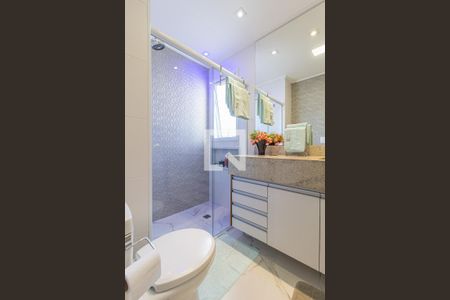 Apartamento à venda com 125m², 3 quartos e 2 vagasBanheiro da suíte 3