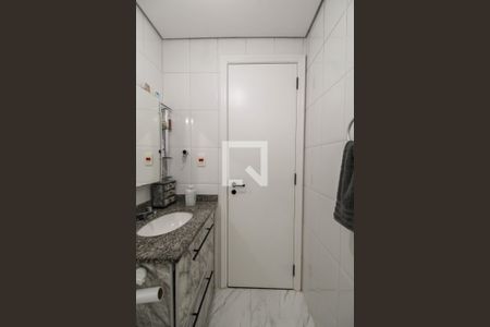 Apartamento à venda com 79m², 3 quartos e 2 vagas Apartamento à venda com 79m², 3 quartos e 2 vagasBanheiro