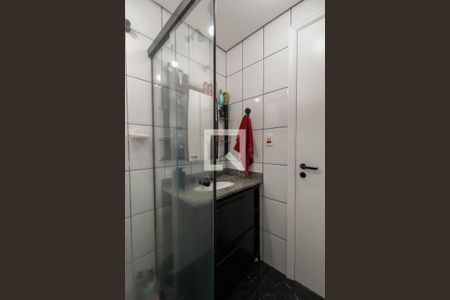 Apartamento à venda com 79m², 3 quartos e 2 vagas Apartamento à venda com 79m², 3 quartos e 2 vagasBanheiro da Suíte