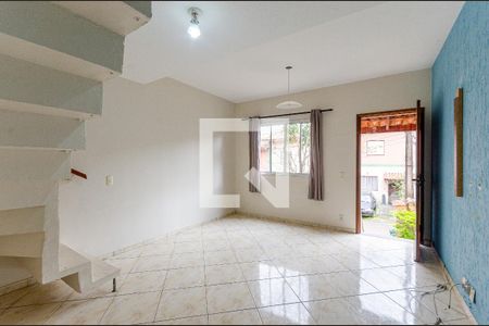 Sala de casa para alugar com 2 quartos, 70m² em Jaraguá, São Paulo