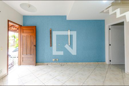 Sala de casa para alugar com 2 quartos, 70m² em Jaraguá, São Paulo