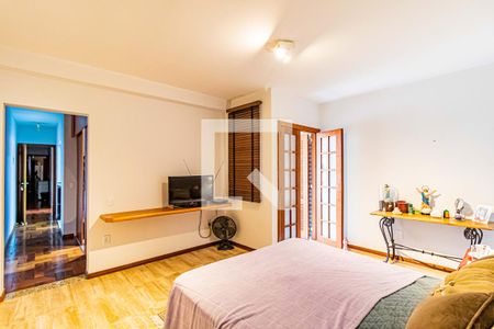 Casa à venda com 245m², 3 quartos e 3 vagasSuite 01