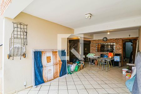 Casa à venda com 245m², 3 quartos e 3 vagasGaragem