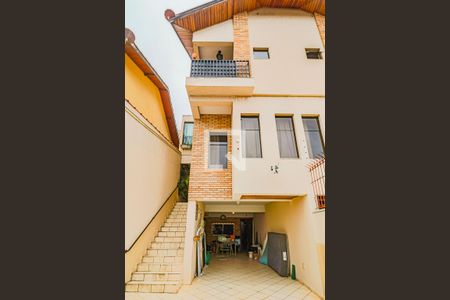 Casa à venda com 245m², 3 quartos e 3 vagasFachada