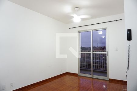  Sala de apartamento para alugar com 3 quartos, 70m² em Jardim Luísa, São Paulo