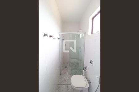 Casa à venda com 404m², 3 quartos e 5 vagas Casa à venda com 404m², 3 quartos e 5 vagasBanheiro da Suíte 2