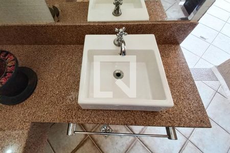 Casa à venda com 404m², 3 quartos e 5 vagas Casa à venda com 404m², 3 quartos e 5 vagasSaúna