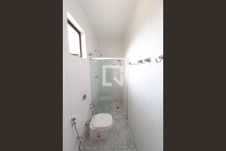 Casa à venda com 404m², 3 quartos e 5 vagas Casa à venda com 404m², 3 quartos e 5 vagasBanheiro da Suíte 1