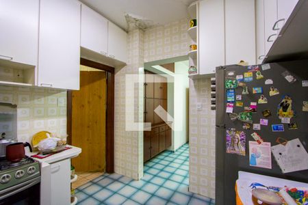 Casa à venda com 546m², 3 quartos e 6 vagasCozinha