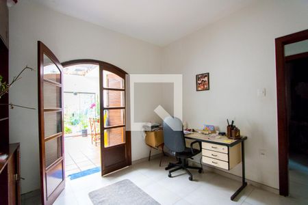 Casa à venda com 546m², 3 quartos e 6 vagasEscritório