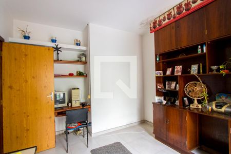 Casa à venda com 546m², 3 quartos e 6 vagasEscritório