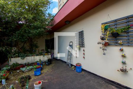 Casa à venda com 546m², 3 quartos e 6 vagasQuintal