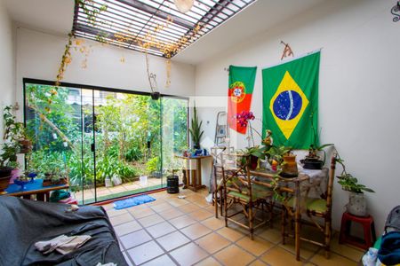 Casa à venda com 546m², 3 quartos e 6 vagasSala - externa