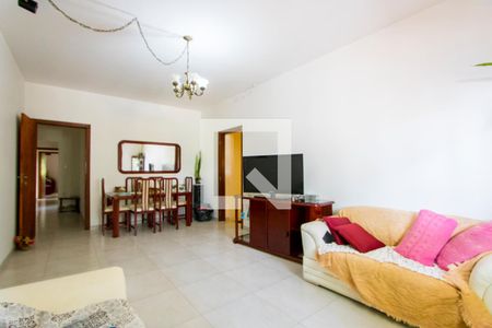 Sala de tv de casa à venda com 3 quartos, 546m² em Vila Valparaíso, Santo André