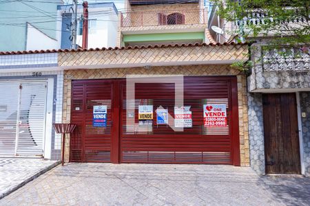 Casa à venda com 175m², 3 quartos e 4 vagasFachada