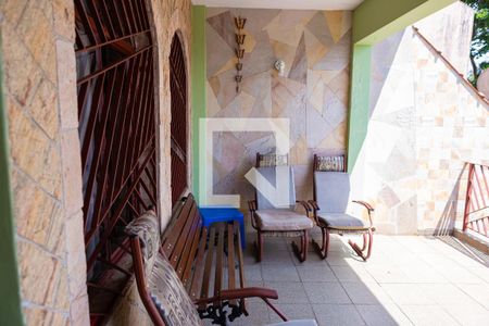 Casa à venda com 175m², 3 quartos e 4 vagasCobertura