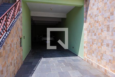Casa à venda com 175m², 3 quartos e 4 vagasGaragem