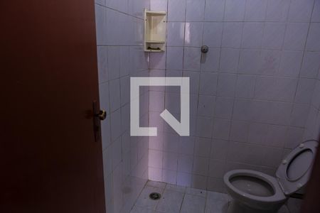 Casa à venda com 175m², 3 quartos e 4 vagasBanheiro da Garagem