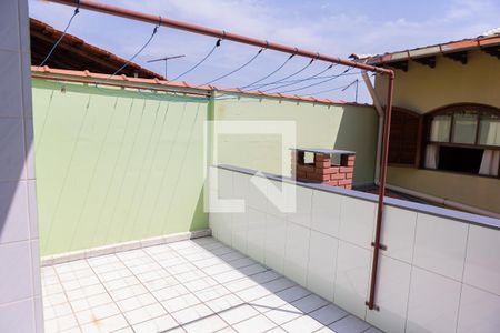 Casa à venda com 175m², 3 quartos e 4 vagasÁrea de Serviço