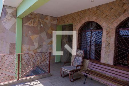 Casa à venda com 175m², 3 quartos e 4 vagasCobertura