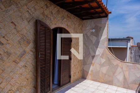 Casa à venda com 175m², 3 quartos e 4 vagasVaranda Quarto 3