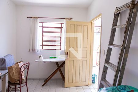 Casa à venda com 175m², 3 quartos e 4 vagasQuarto da Área de Serviço